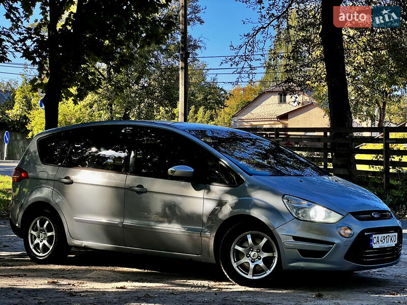 Минивэн Ford S-Max 2013 в Киеве