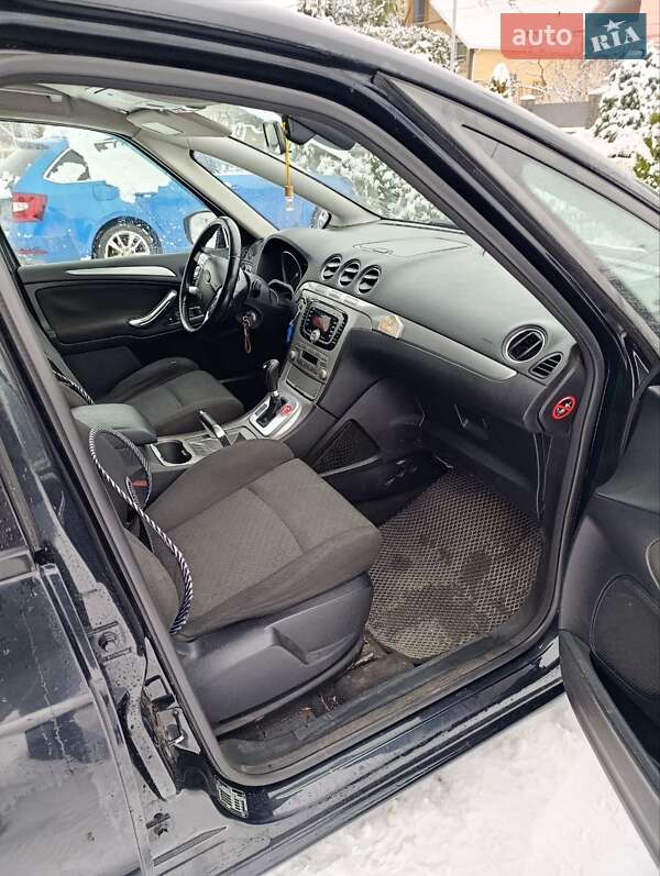 Минивэн Ford S-Max 2010 в Ужгороде