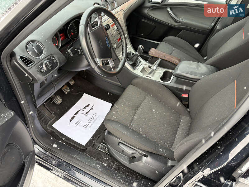 Мінівен Ford S-Max 2008 в Луцьку