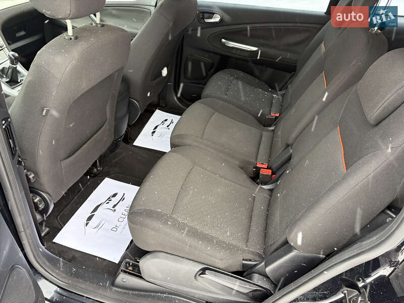 Мінівен Ford S-Max 2008 в Луцьку