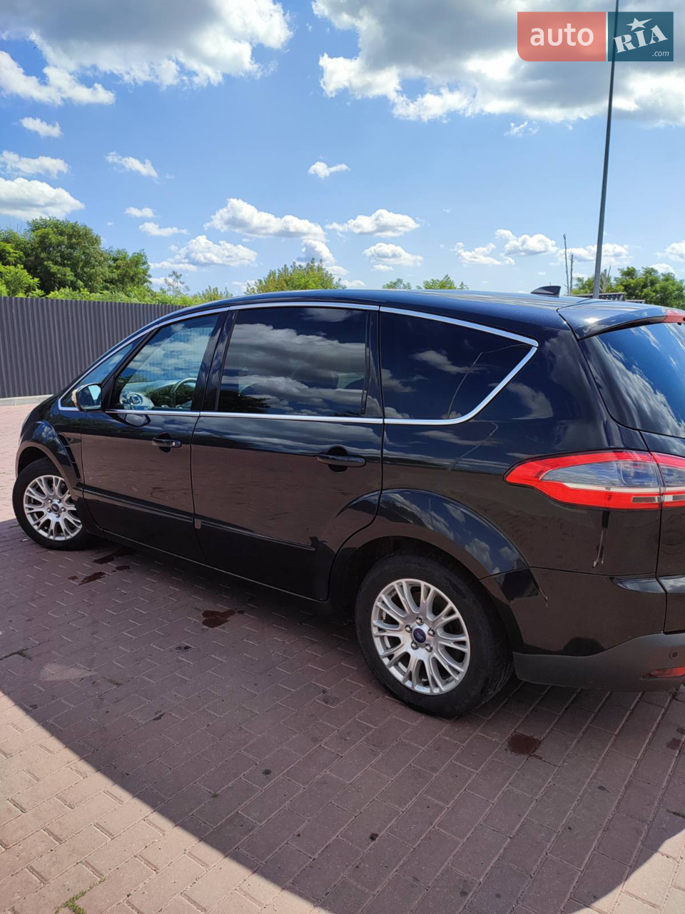 2011 Ford S-MAX - мініатюра 21
