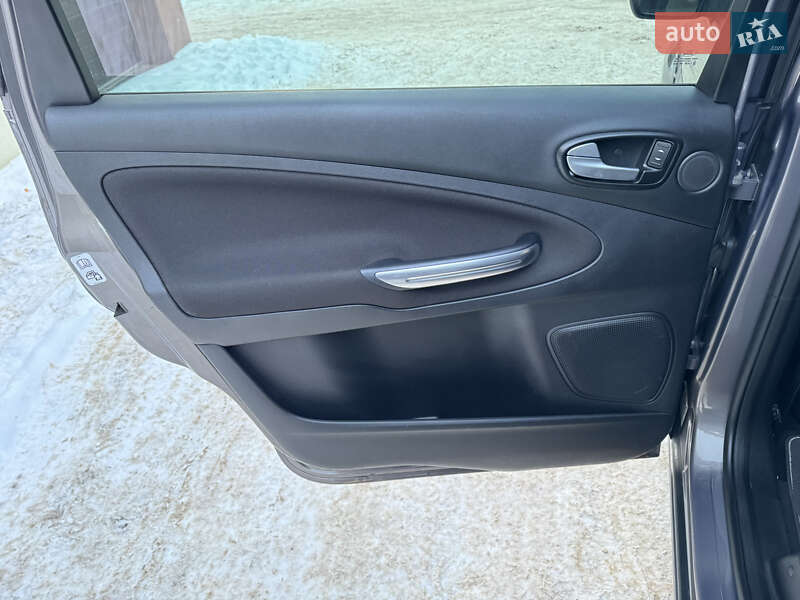 Минивэн Ford S-Max 2014 в Коломые