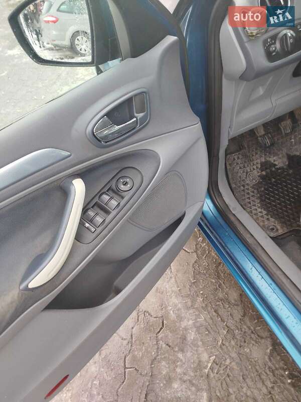 Минивэн Ford S-Max 2007 в Луцке фото 10 Минивэн Ford S-Max 2007 в Луцке