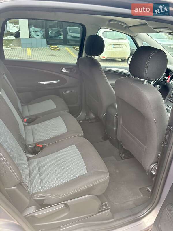 Мінівен Ford S-Max 2012 в Івано-Франківську