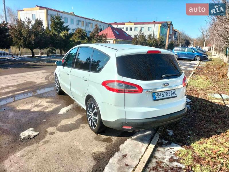Минивэн Ford S-Max 2010 в Подольске