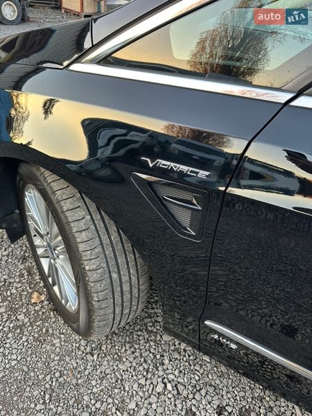 Минивэн Ford S-Max 2017 в Ужгороде