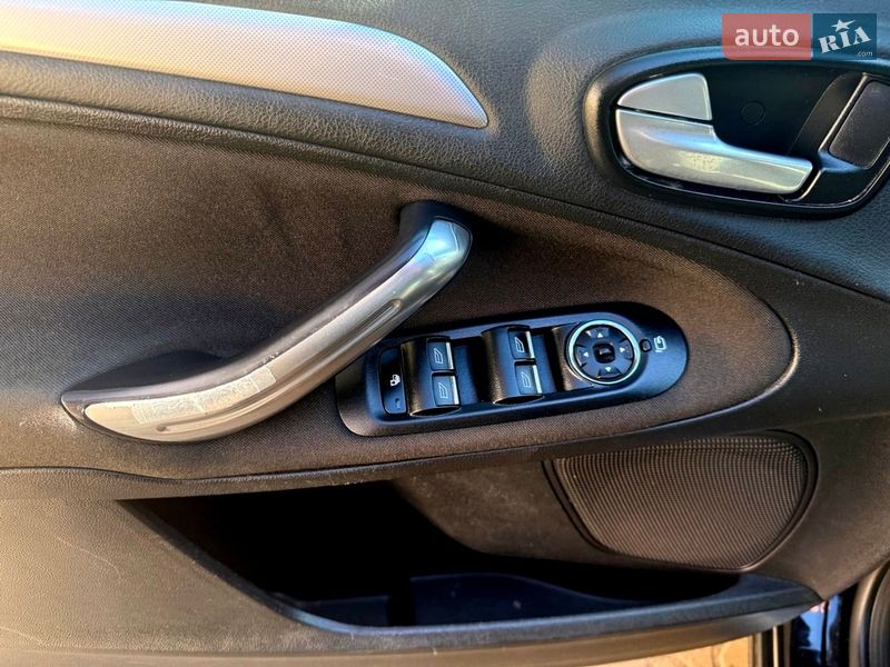 Минивэн Ford S-Max 2013 в Хмельницком