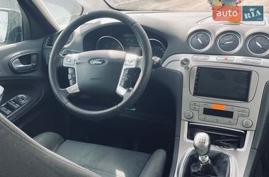 Минивэн Ford S-Max 2008 в Светловодске