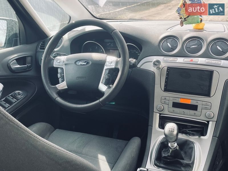 Мінівен Ford S-Max 2008 в Світловодську