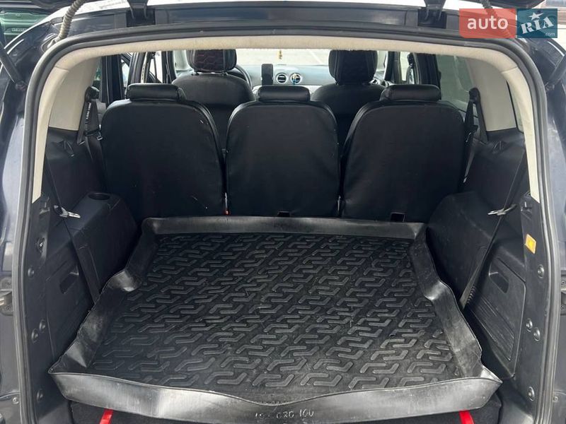 Мінівен Ford S-Max 2010 в Івано-Франківську