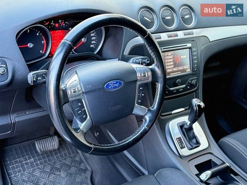 Минивэн Ford S-Max 2013 в Одессе