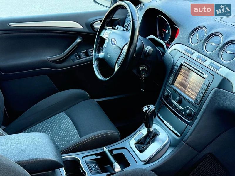 Минивэн Ford S-Max 2013 в Одессе