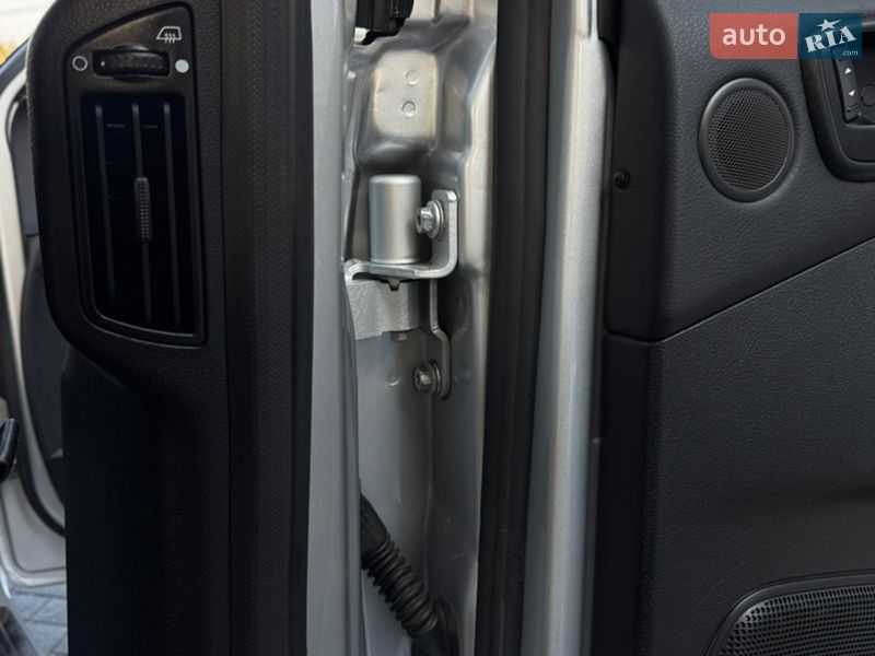 Мінівен Ford S-Max 2013 в Ковелі