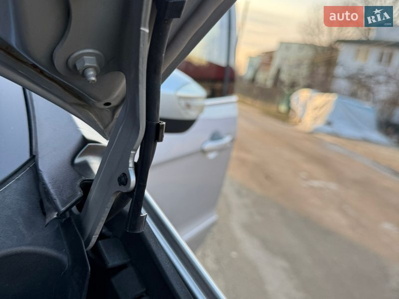 Мінівен Ford S-Max 2013 в Ковелі