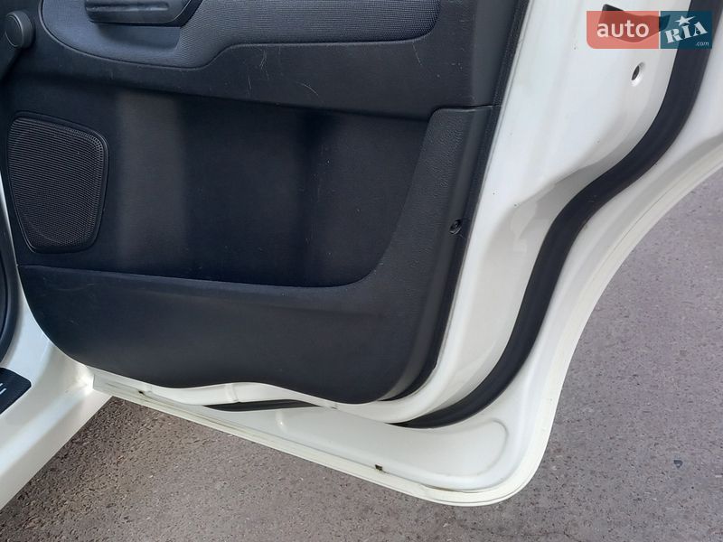 Минивэн Ford S-Max 2007 в Черкассах