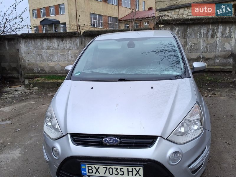 Ford S-Max 2012