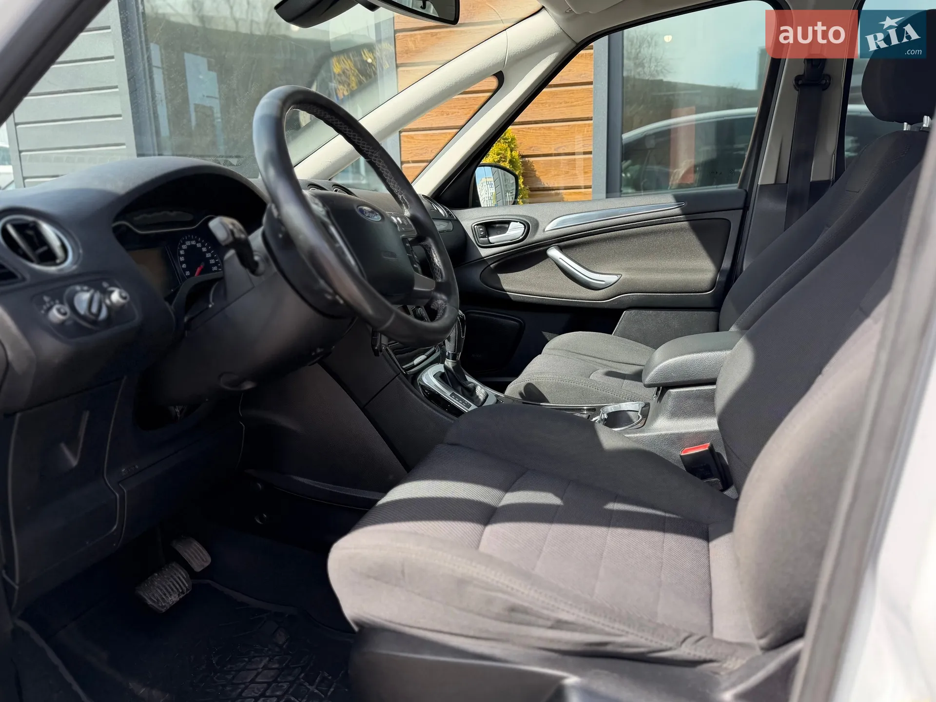 2011 Ford S-MAX - мініатюра 26