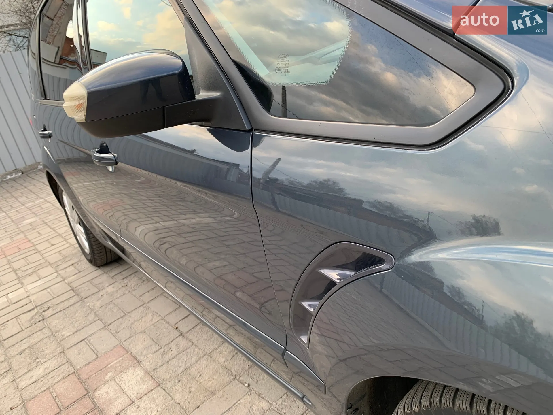 2011 Ford S-MAX - мініатюра 18