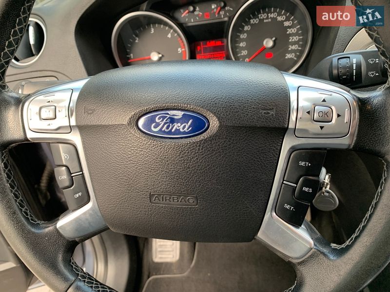 Минивэн Ford S-Max 2011 в Сумах