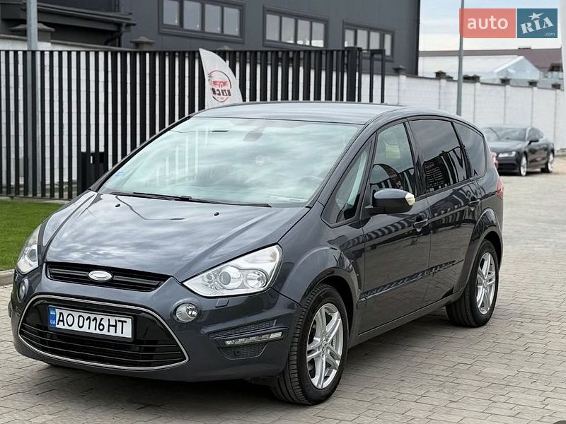 Минивэн Ford S-Max 2010 в Ужгороде