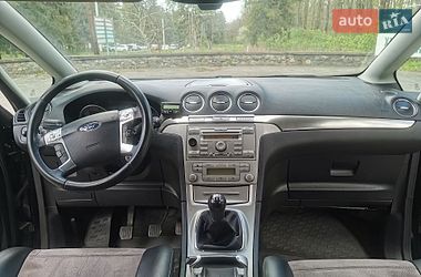 Минивэн Ford S-Max 2006 в Хмельнике