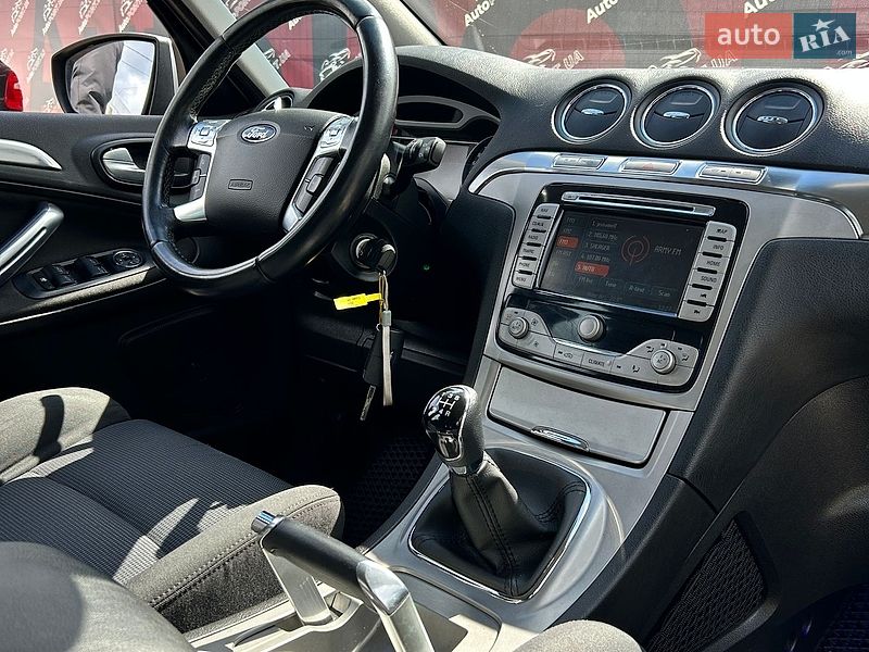 Минивэн Ford S-Max 2009 в Сумах