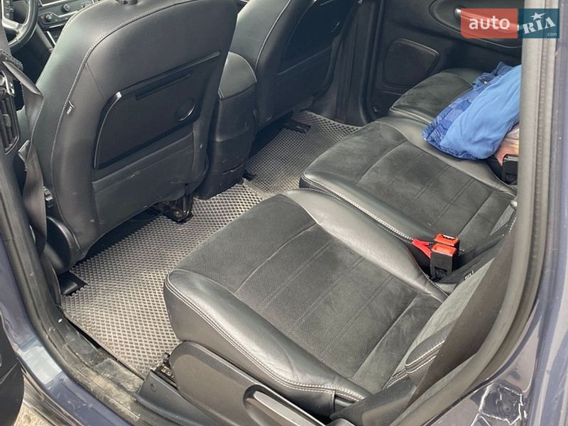 Мінівен Ford S-Max 2014 в Южному