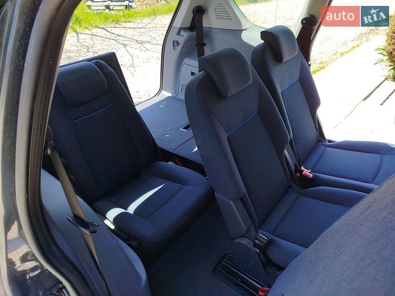 Минивэн Ford S-Max 2008 в Черноморске