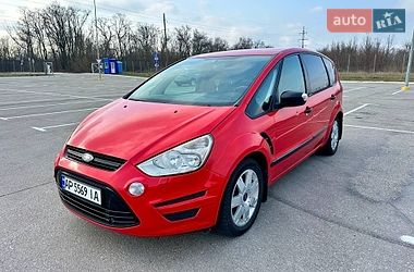 Минивэн Ford S-Max 2012 в Запорожье