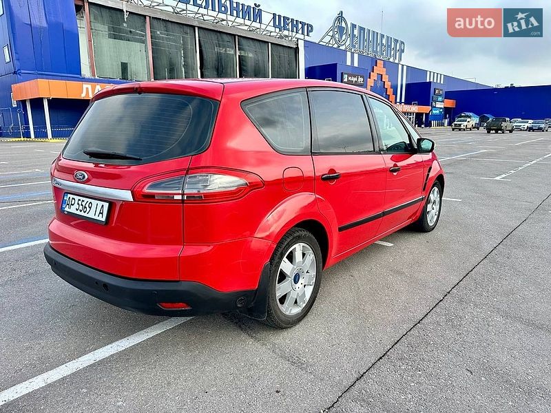 Минивэн Ford S-Max 2012 в Запорожье