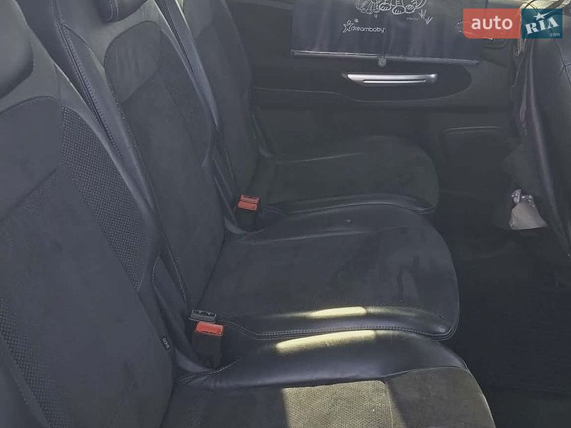 Минивэн Ford S-Max 2007 в Городке