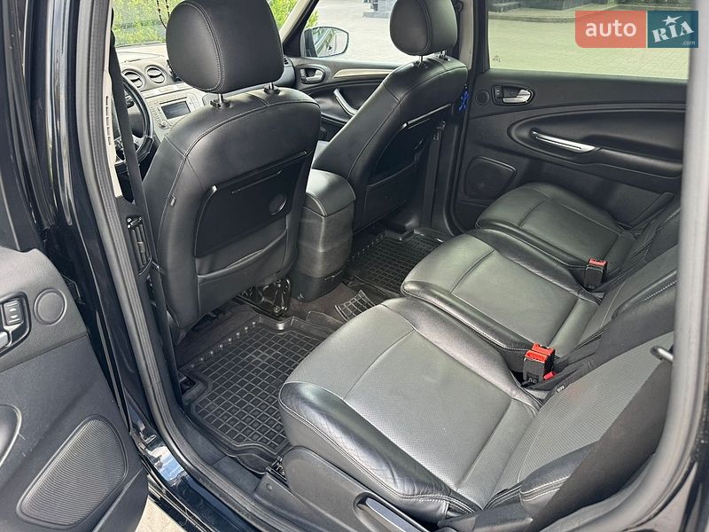 Минивэн Ford S-Max 2009 в Стрые