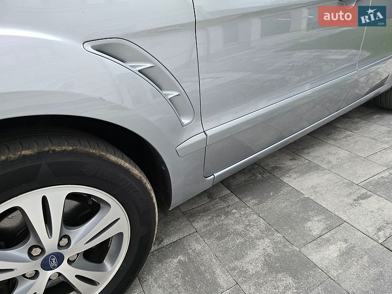 Минивэн Ford S-Max 2009 в Ивано-Франковске