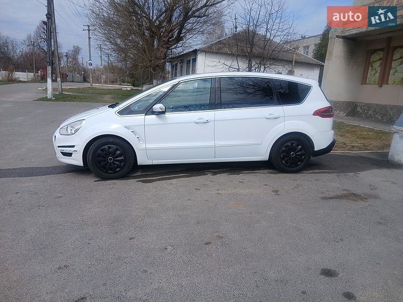 Минивэн Ford S-Max 2013 в Обухове