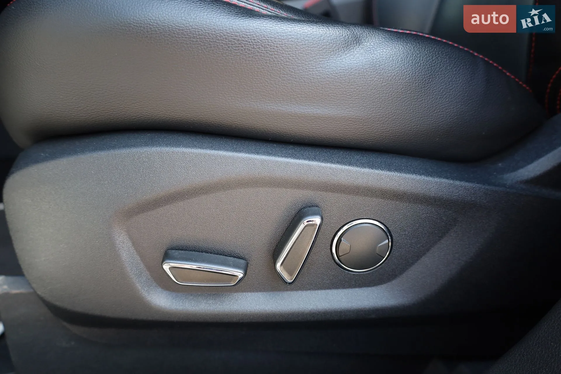2020 Ford S-MAX - мініатюра 32