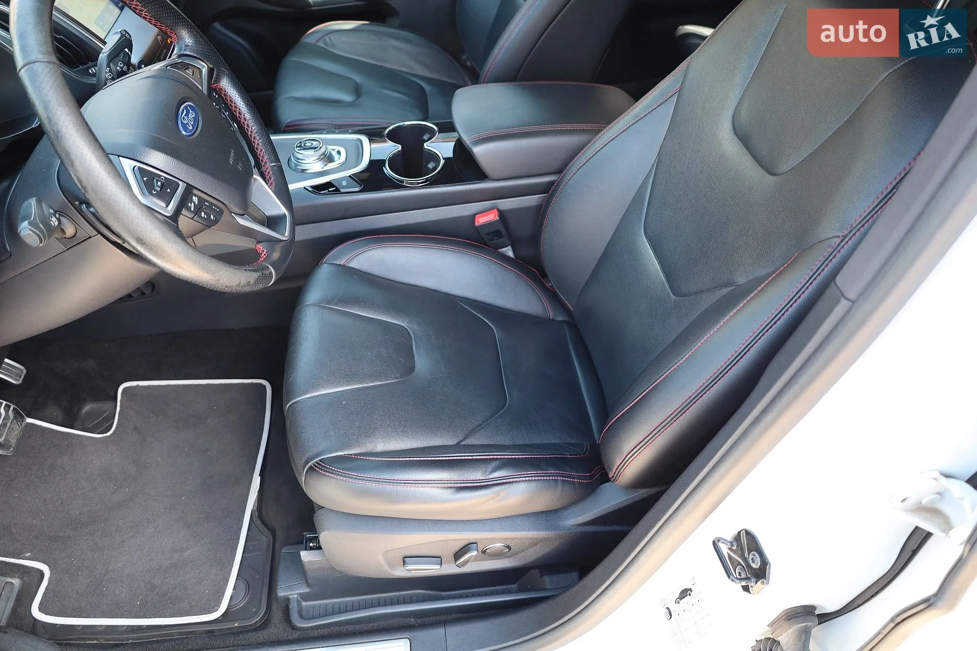 2020 Ford S-MAX - мініатюра 34