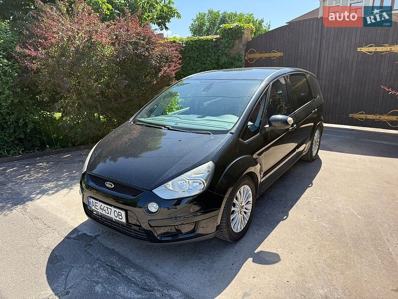 Минивэн Ford S-Max 2008 в Кривом Роге