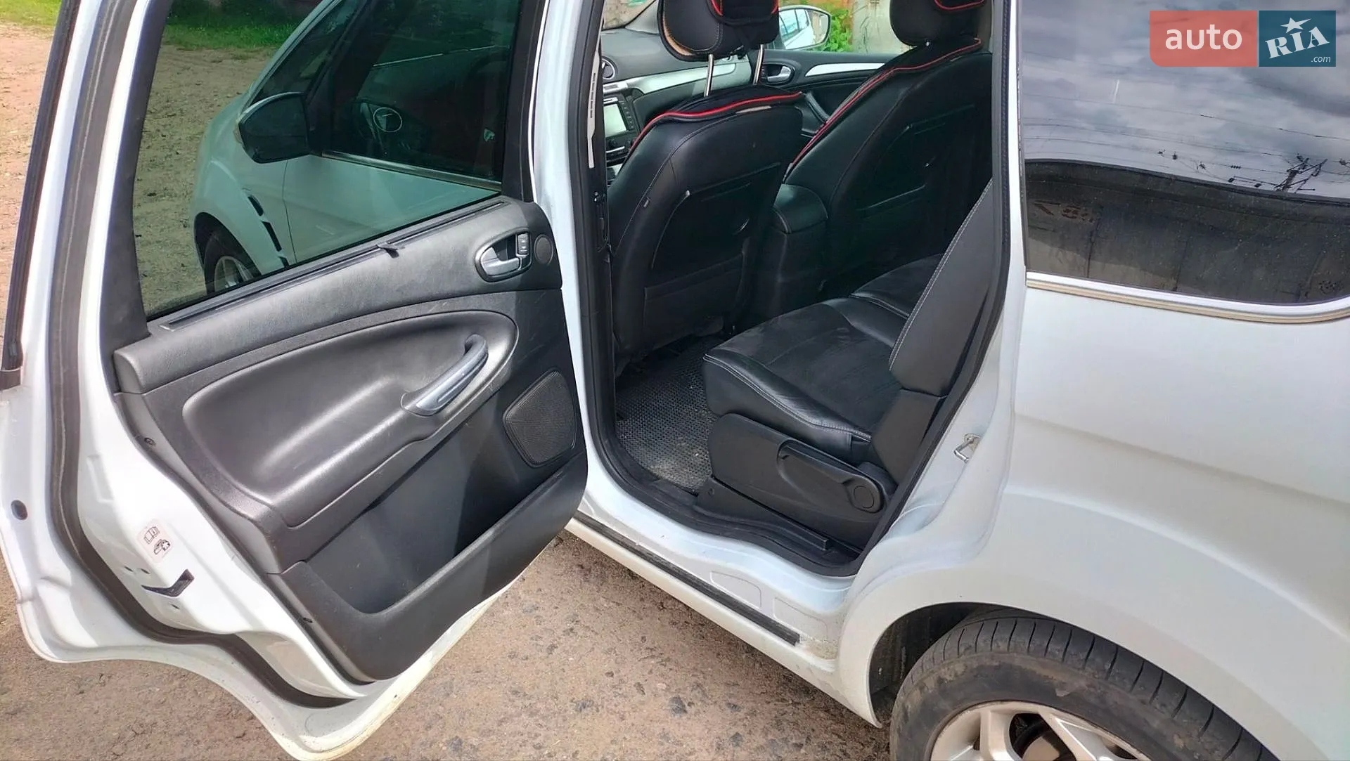 2013 Ford S-MAX - мініатюра 11