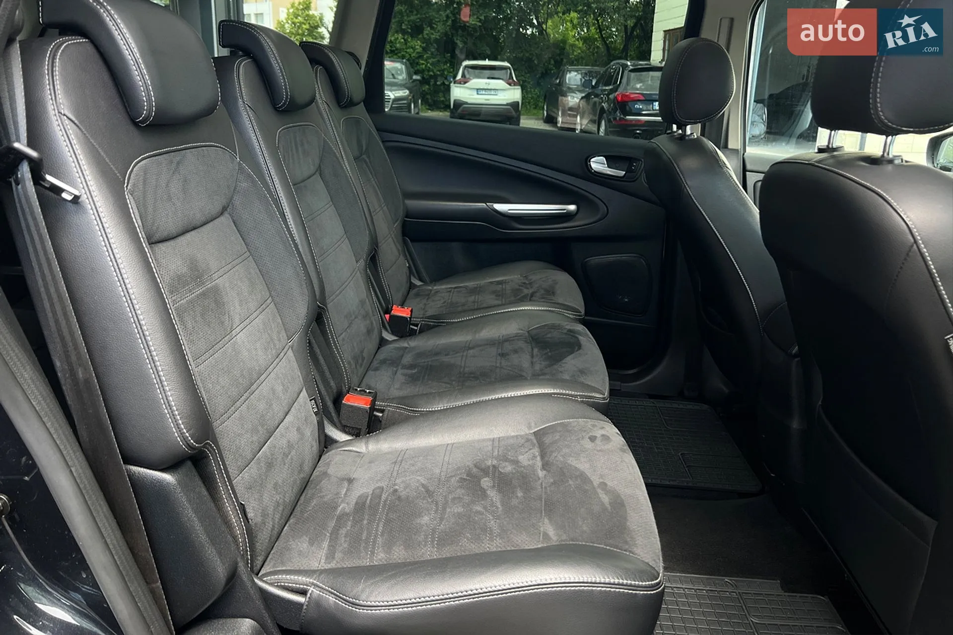 2011 Ford S-MAX - мініатюра 22
