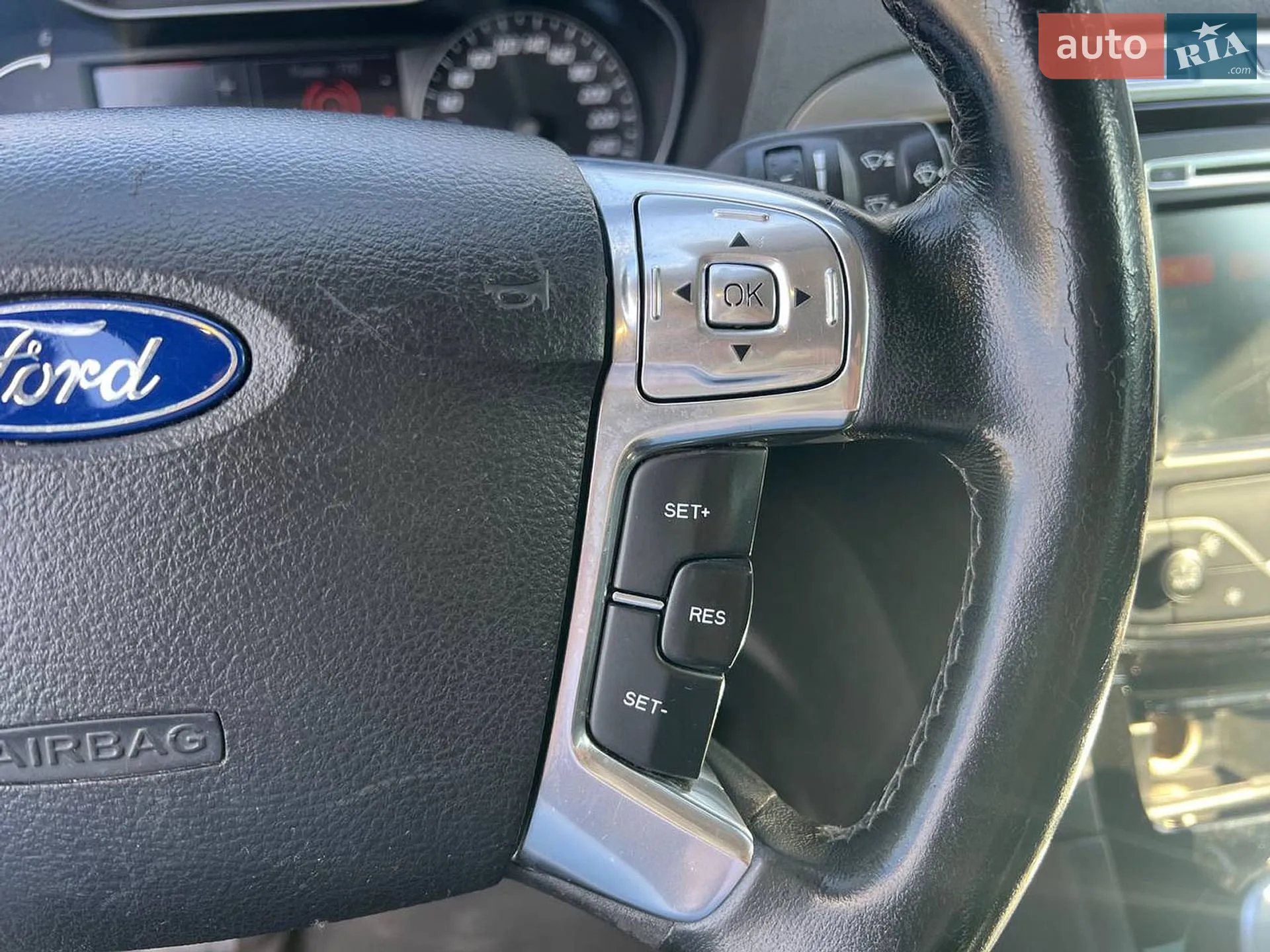 2012 Ford S-MAX - мініатюра 25