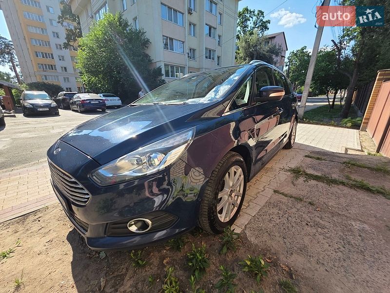 Ford S-Max, фото з оголошення