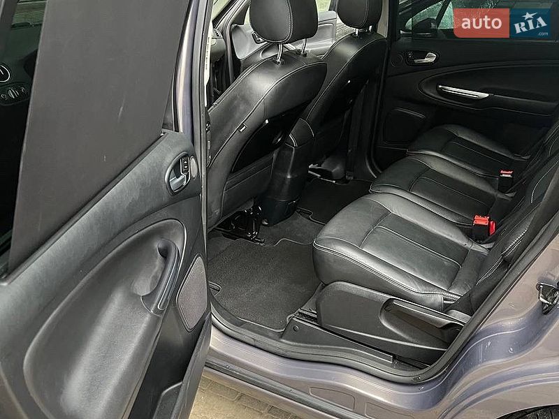 Мінівен Ford S-Max 2012 в Івано-Франківську