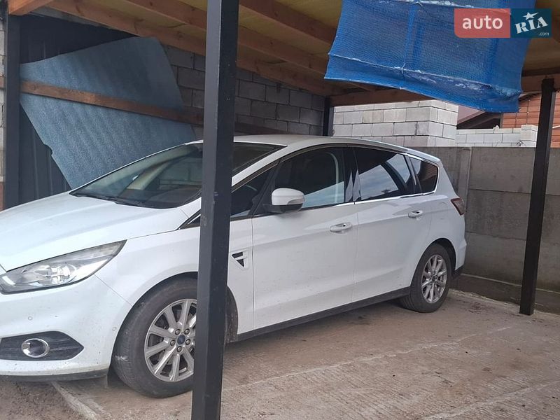 Ford S-Max 2016