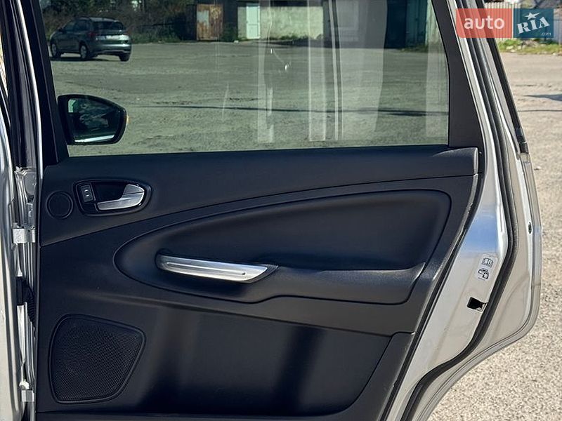 Мінівен Ford S-Max 2011 в Тернополі