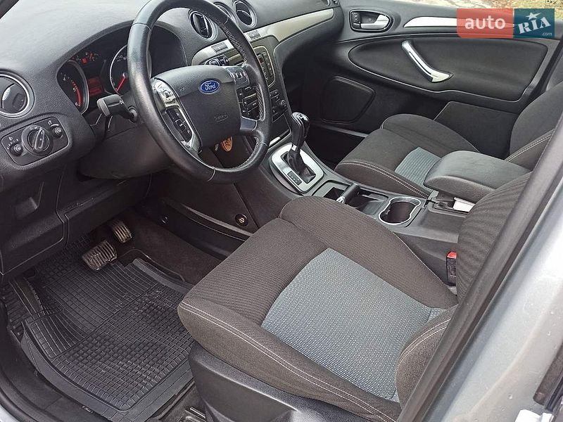 Минивэн Ford S-Max 2013 в Самборе