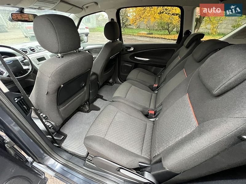 Мінівен Ford S-Max 2009 в Рівному