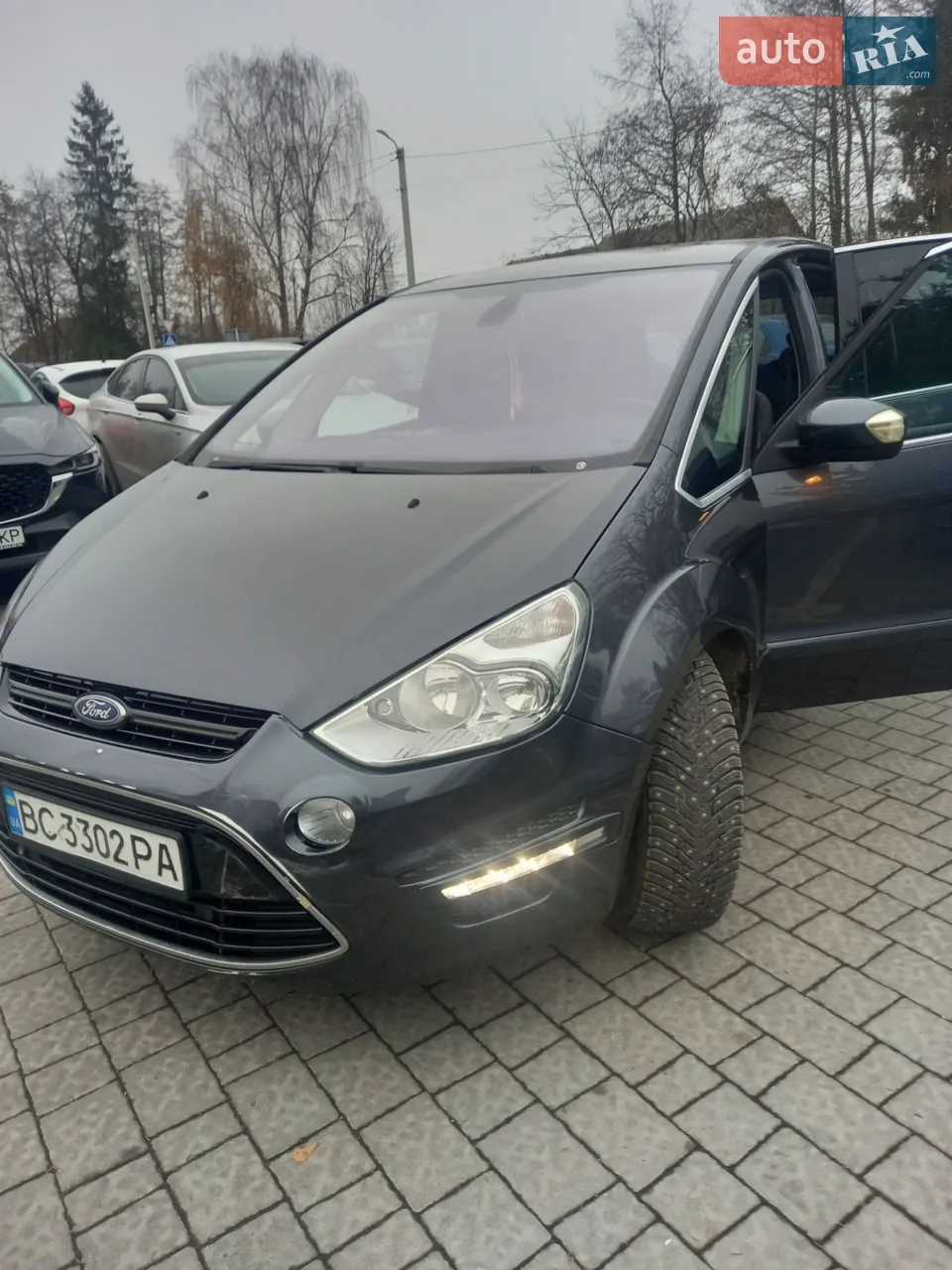 2010 Ford S-MAX - мініатюра 18