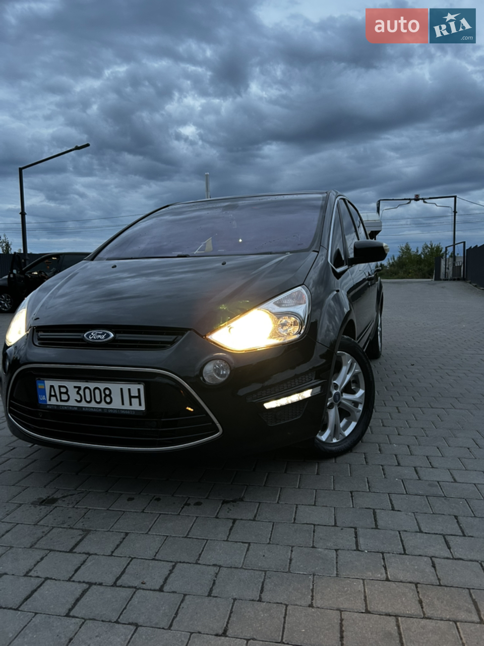 2011 Ford S-MAX - мініатюра 23
