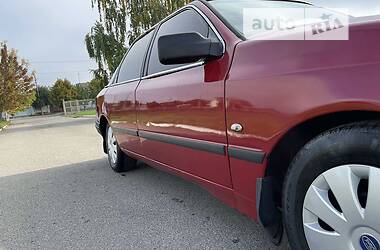 Хэтчбек Ford Scorpio 1989 в 