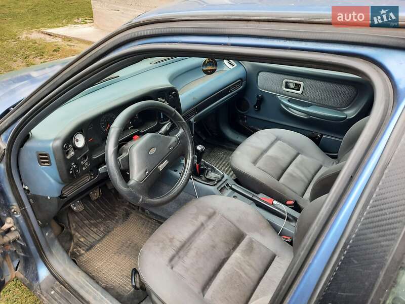 Лифтбек Ford Scorpio 1988 в Миргороде